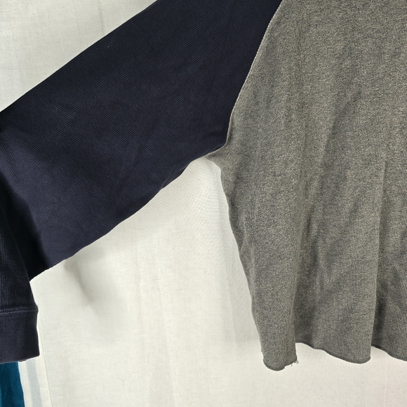 Abercrombie & Fitch Mens XL Y2K Navy Gray Thermal Vintage Crewneck - Picture 6 of 8